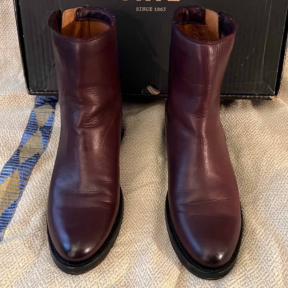 FRYE DEMI ZIP BOOTIE